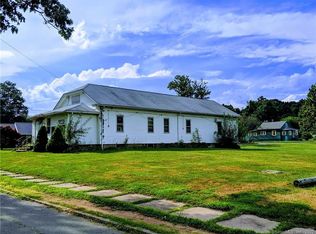 137 Knowles Ave, Southington, CT 06479