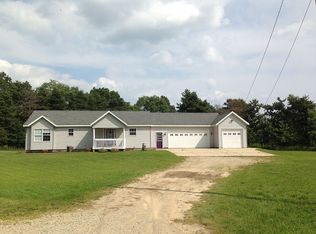 11923 Sapling Rd, Middleville, MI 49333