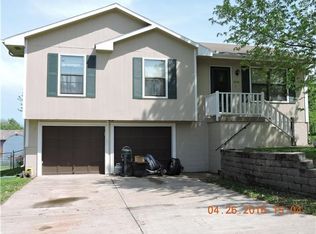 1410 Andrew St, Pleasant Hill, MO 64080