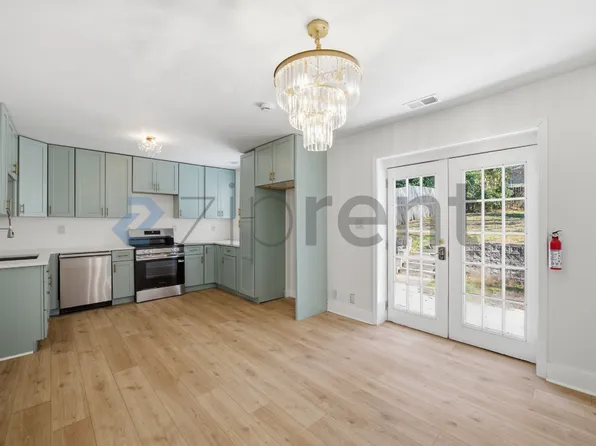 1264 Hartford Ave SW, Atlanta, GA 30310