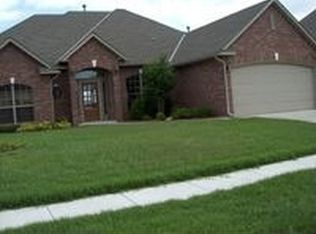 11605 NW 113th Cir, Yukon, OK 73099