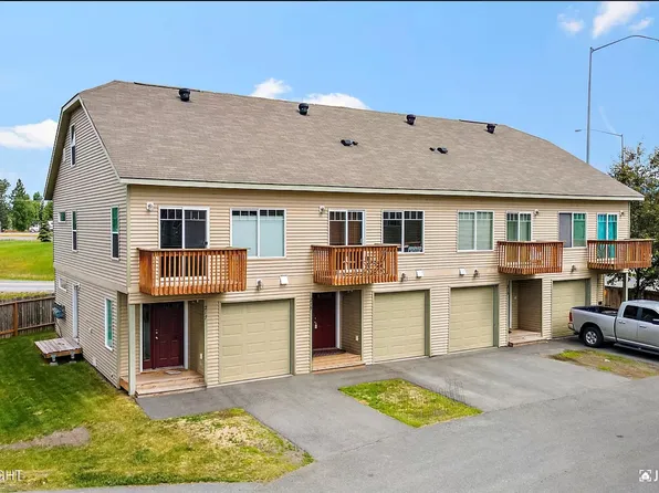 215 Glenn Abbey Pl #215, Anchorage, AK 99504