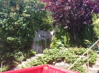 8746 16th Ave NW, Seattle, WA 98117