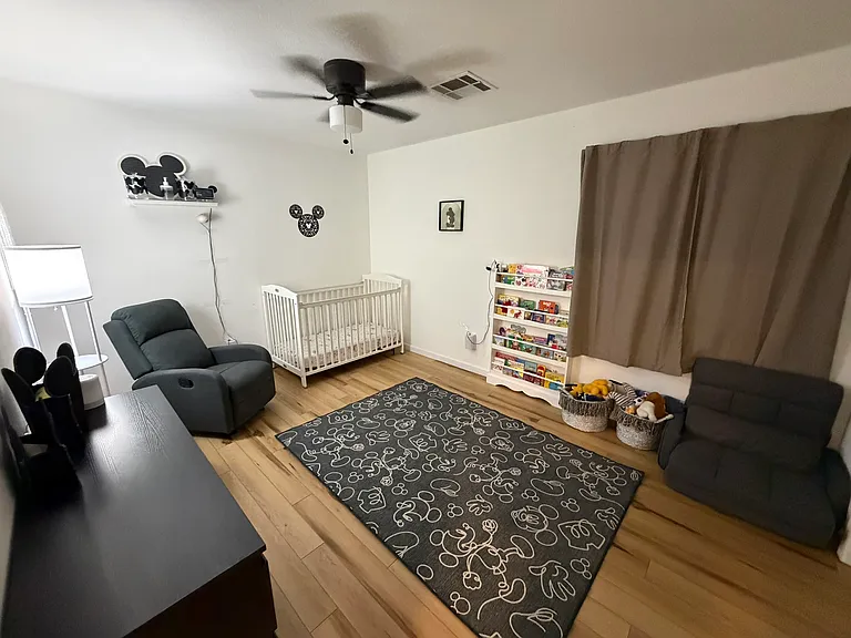 278 E Baylor Ln — Photo 27