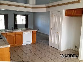3rd image of 3337 Candlewood Dr