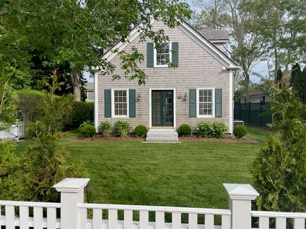 71 N Summer St, Edgartown, MA 02539