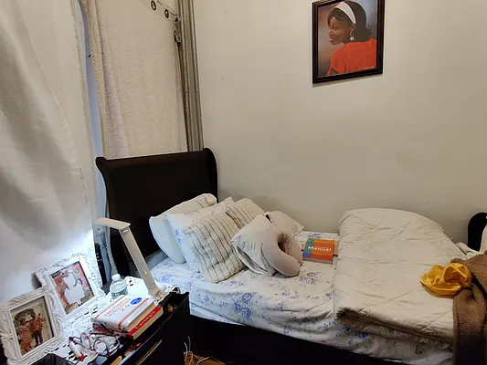 Rented by Signature Property Realty | media 27