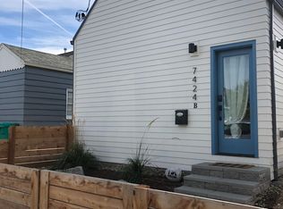 7424 E Burnside St UNIT B, Portland, OR 97215