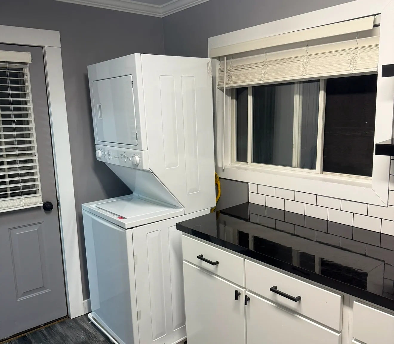 2 bed, 972 sqft, $1,350 — Photo 3