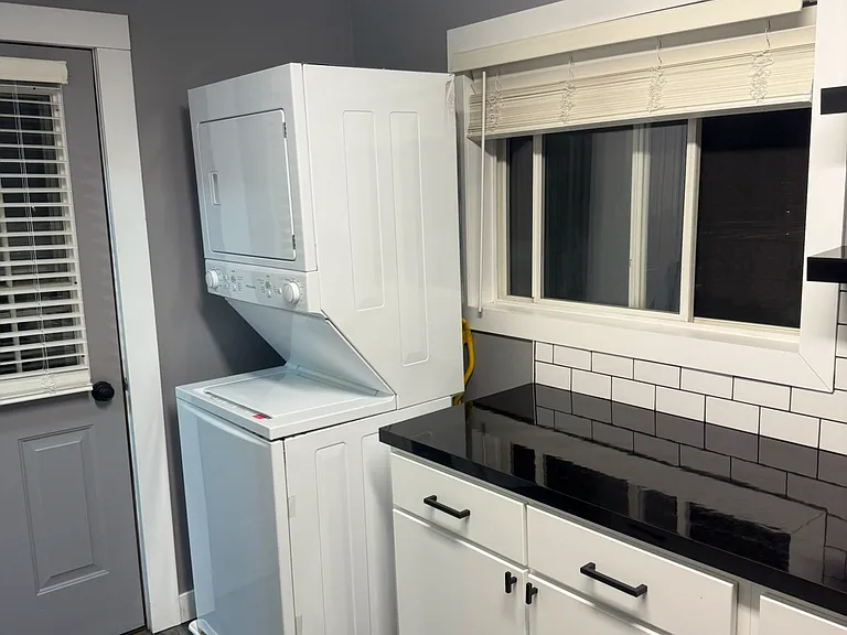903 Burton St SW #2 — Photo 3