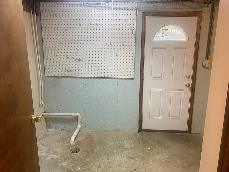 16 Kyles Ln #2 — Photo 22