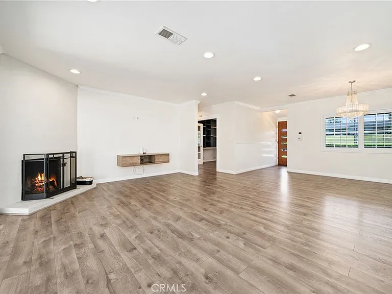1721 E Ruddock St — Photo 7