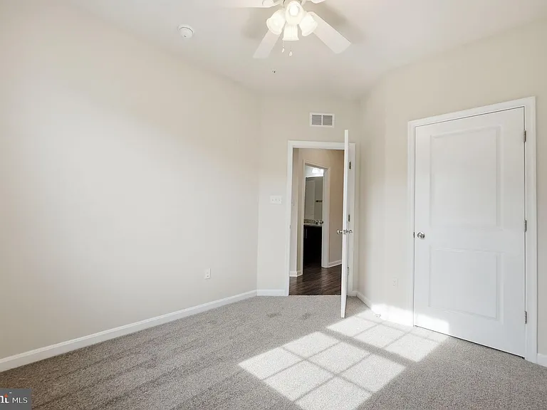 1806 Kellington Ct — Photo 23