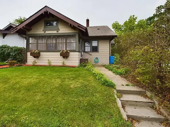 1158 Marshall Ave, Saint Paul, MN 55104