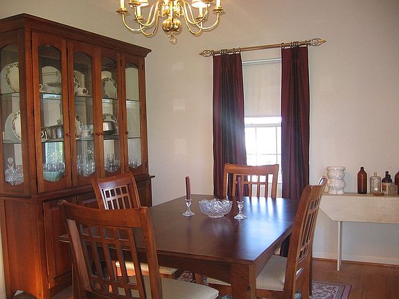 Dining rm