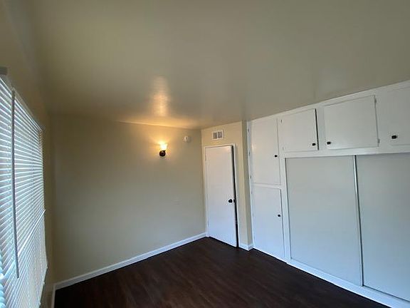 3rd image of 14602 Condon Ave