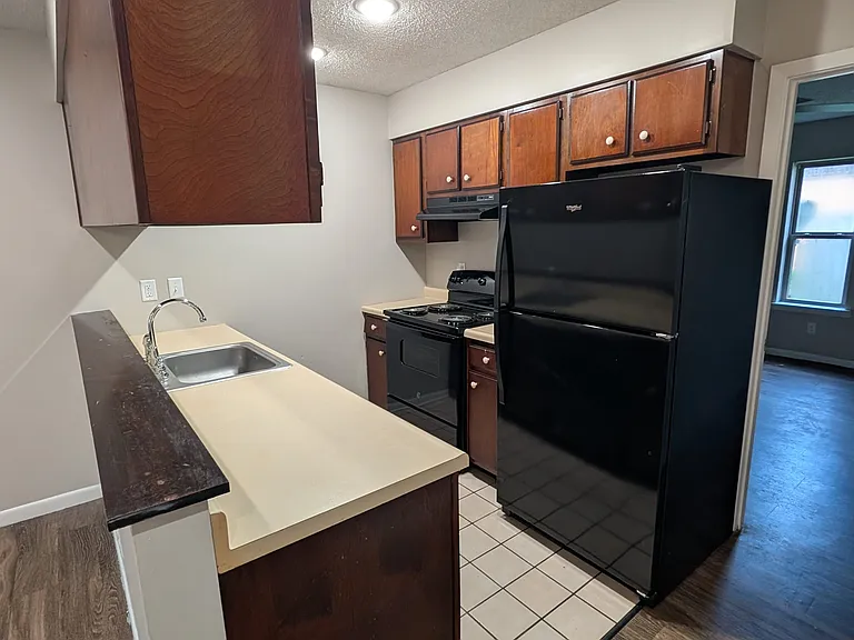 1656 W Matthews Ave #3 — Photo 6