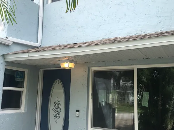 677 Atlantic Dr, Satellite Beach, FL 32937