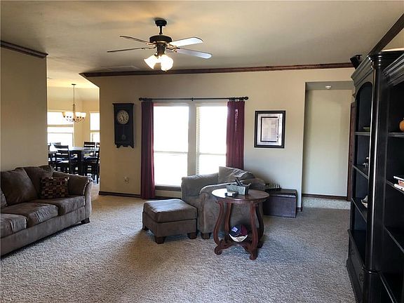 4th image of 1241 W Shannon Way Ct