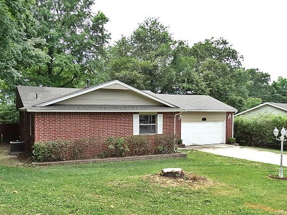 2nd image of 270 Dogwood Dr