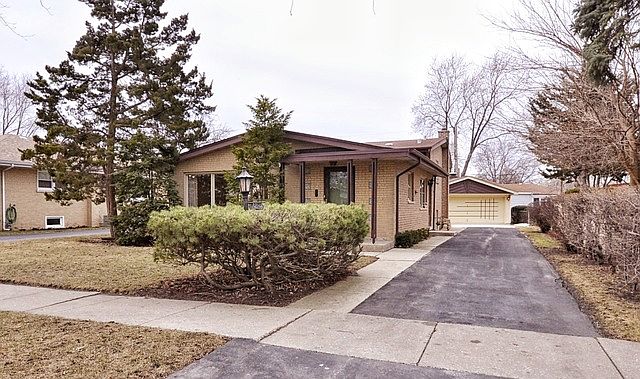 1st image of 10608 Lawler Ave