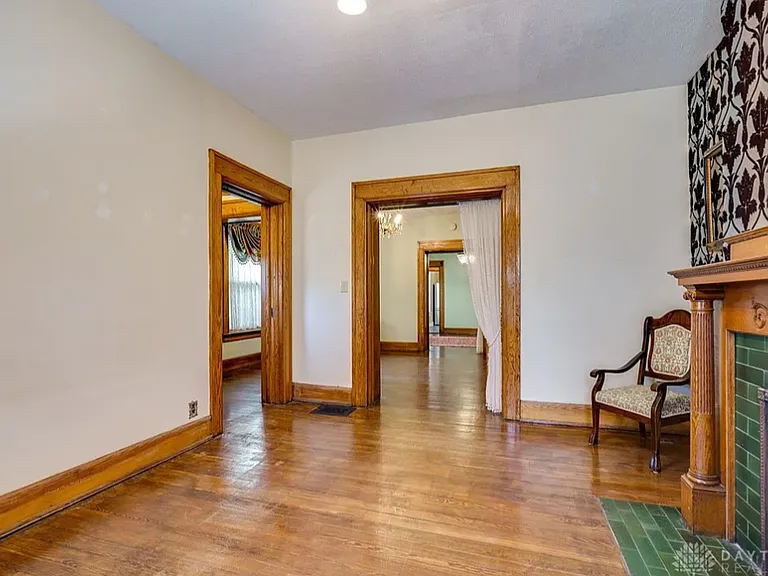 144 Central Ave — Photo 9