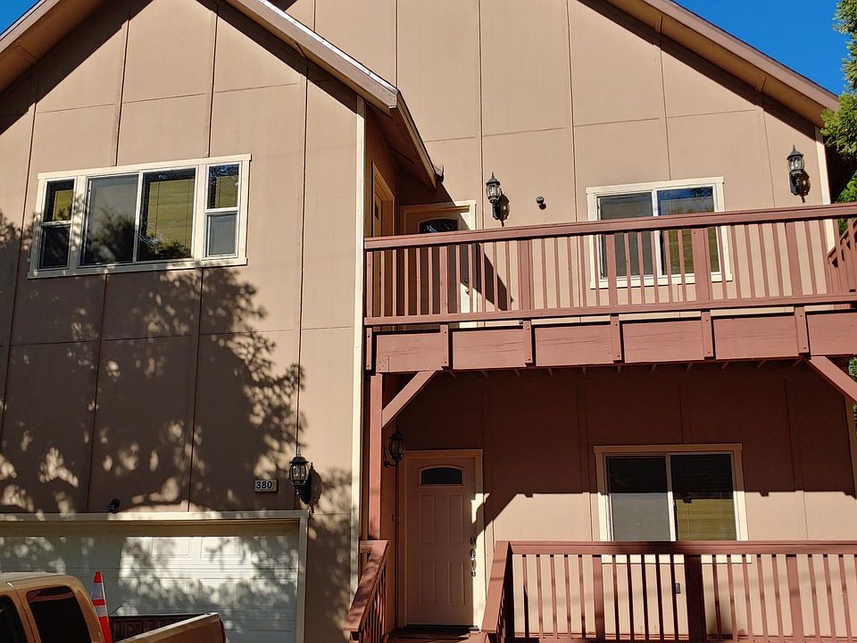 1st image of 380 Heliotrope Dr