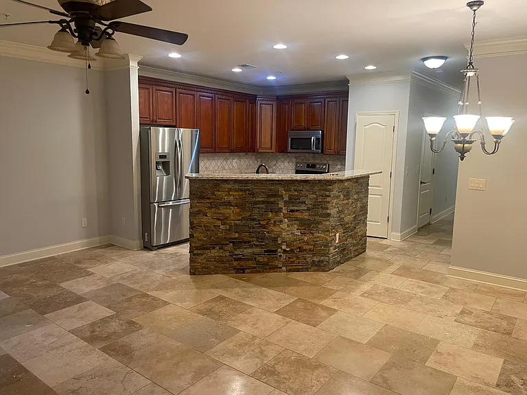 519 Ridge View Xing — Photo 1