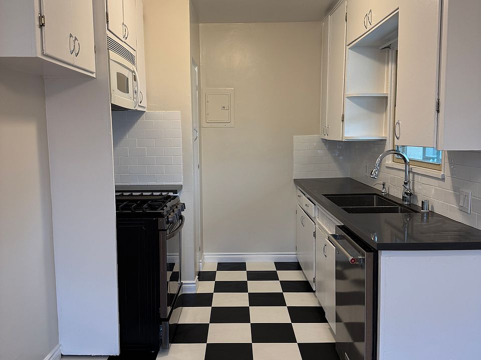 New kitchen