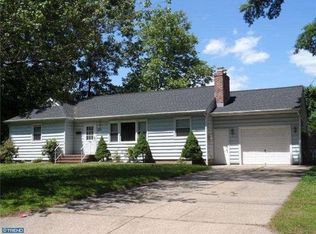 325 Deptford Rd, Glassboro, NJ 08028