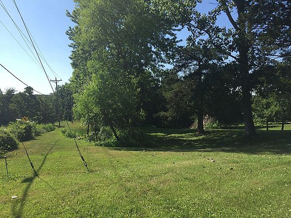 Hwy. N road frontage. 