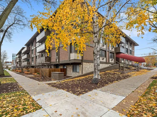 2025 East Greenwich AVENUE #309, Milwaukee, WI 53211