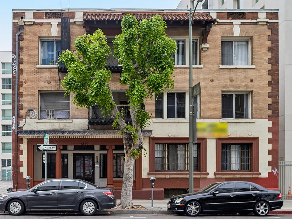 1220 S. Olive St.