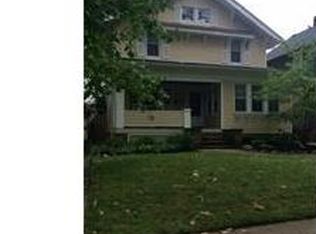 1659 Parkwood Rd, Lakewood, OH 44107