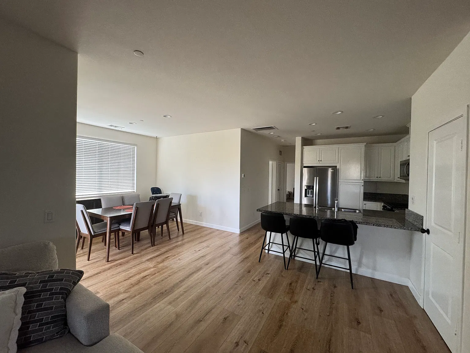 2 bed, 1164 sqft, $2,950 — Photo 1