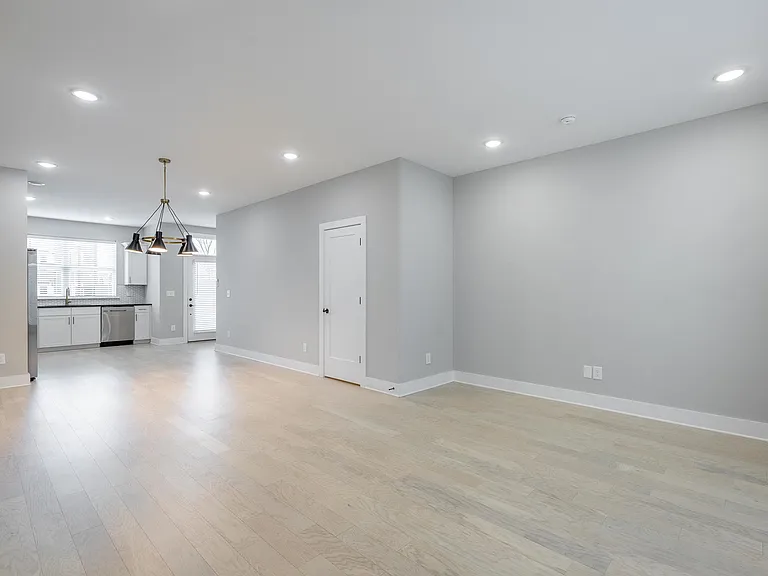 1420 Stockyard Pl — Photo 17