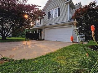 1950 Long Branch Ct, Kernersville, NC 27284