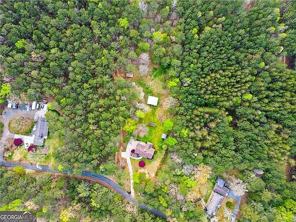 4th image of 196 Pope Pl