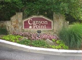 4213 Canyon Point Cir, Roswell, GA 30076