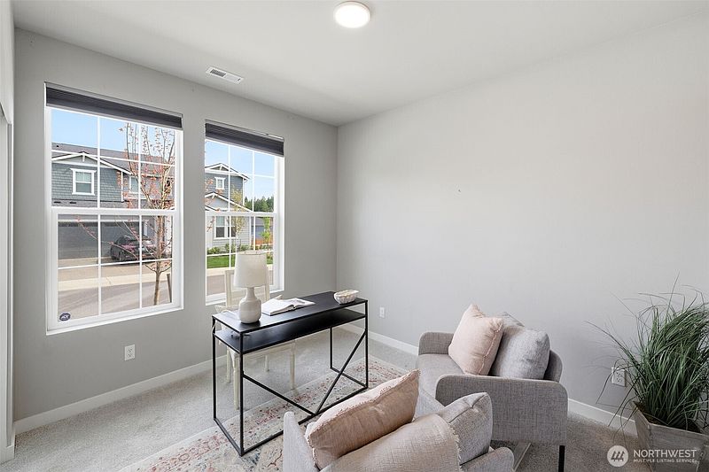 4th image of 5536 Kinross Road SW