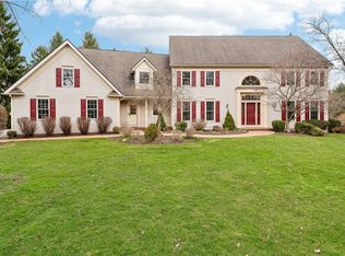 4 Barrington Hls, Pittsford, NY 14534