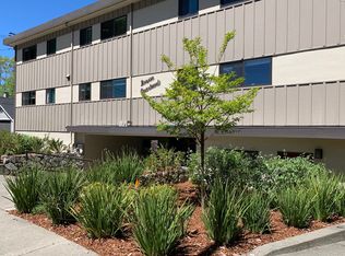 912 El Camino Real #13, Burlingame, CA 94010