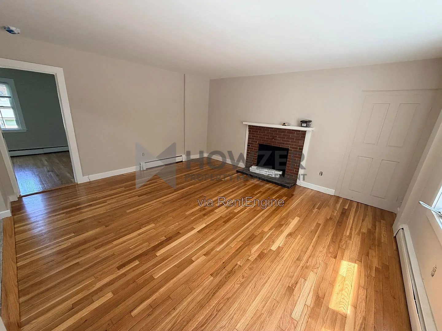 1 bed, 1.0 bath, 645 sqft, $2,000 — Photo 2