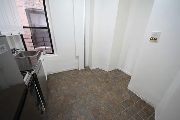 Rented by JR Properties, LTD | media 4