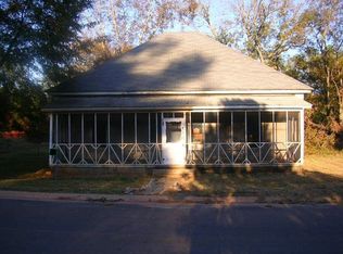 118 Little St, Williamson, GA 30292