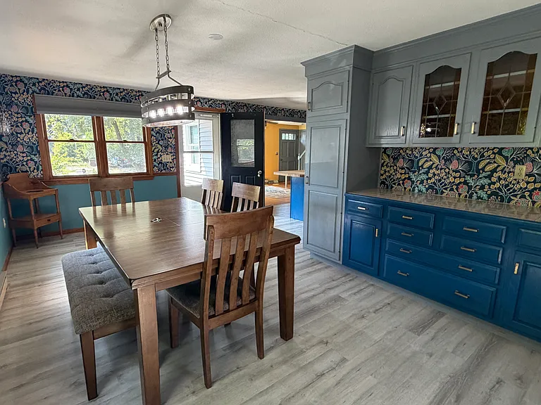 18 Lawson Dr — Photo 3