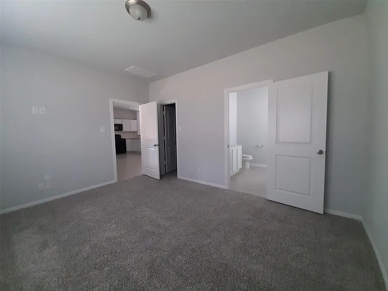 5855 Strawflower Ln — Photo 17