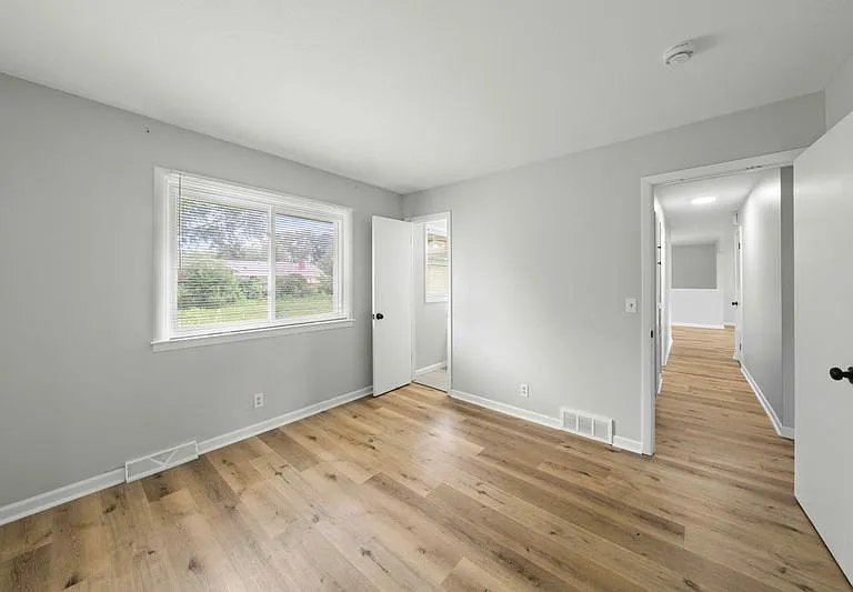 Bedroom #1