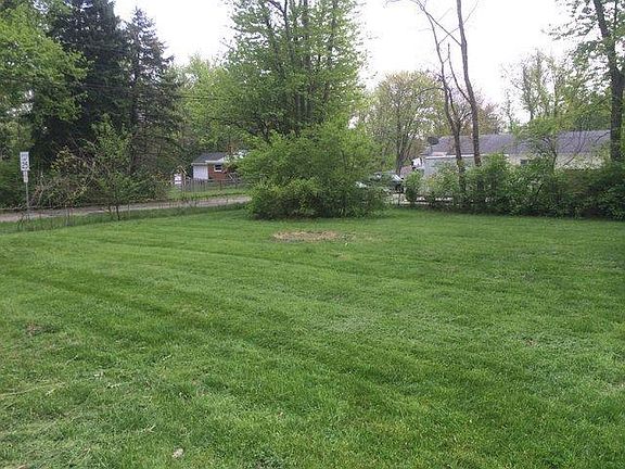 4th image of 569 Glenrose Ln