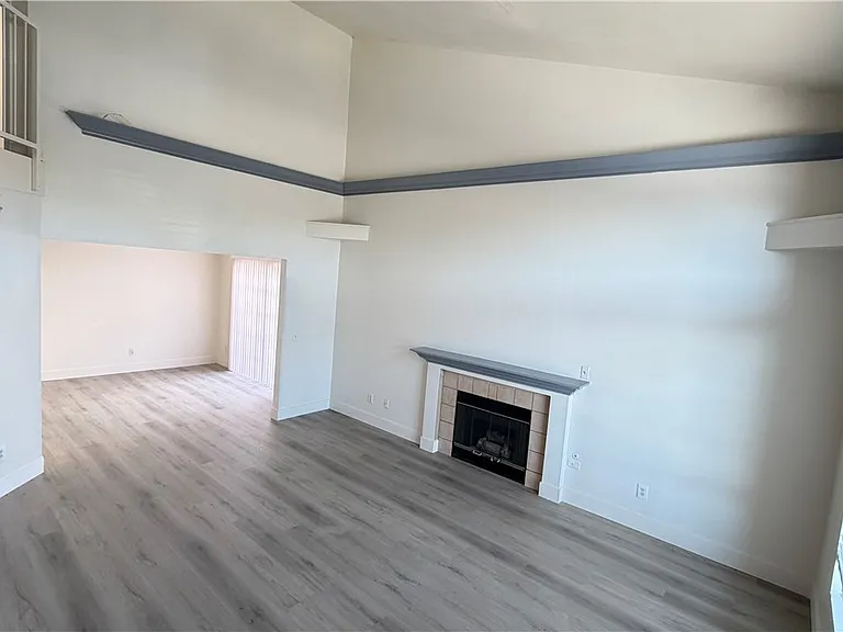 8413 Blazing Sun Ave — Photo 2
